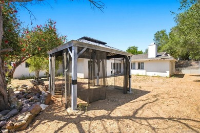 Welcome to Rancho Bernardo! This spacious single story home - photo 32