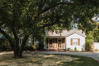 Yazoo River Home For Sale in Greenwood Mississippi