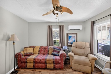 Welcome to 1406 Collegeview Drive! This 2 bed 1 bath home is - photo 7