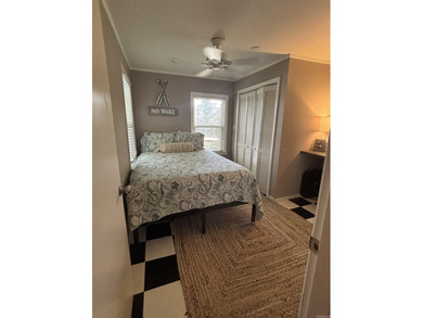 WOW!! INVESTORS TREAT!!! 2 Lake Properties come completely - photo 27