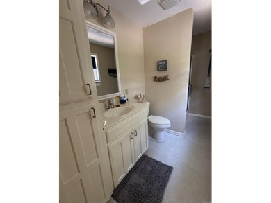 WOW!! INVESTORS TREAT!!! 2 Lake Properties come completely - photo 40