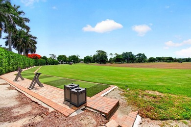 Fantastic location for the golfer(s) in the family - just steps - photo 25