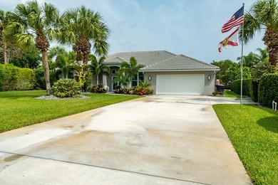 Enjoy exceptional coastal living in this well maintained - photo 2