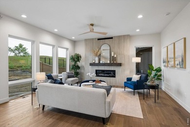 Built by award-winning Sheffield Homes! Professionally designed - photo 2