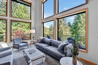 Gorgeous custom chalet on 20 secluded acres with stunning Mount - photo 5