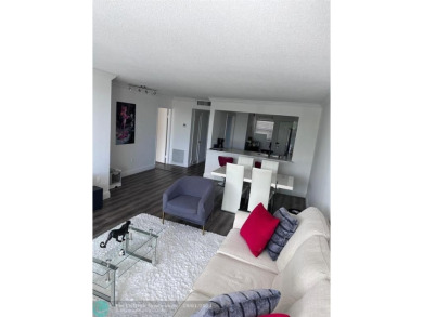 (private lake, pond, creek) Condo For Sale in Miami Florida