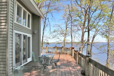 DOCK,LAKE FRONT & AMAZING YR ROUND LAKE VIEWS,* OK,4 BR/4 BA - photo 11