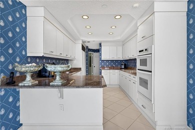 Enjoy oceanfront living in this sunny and bright three-bedroom - photo 13