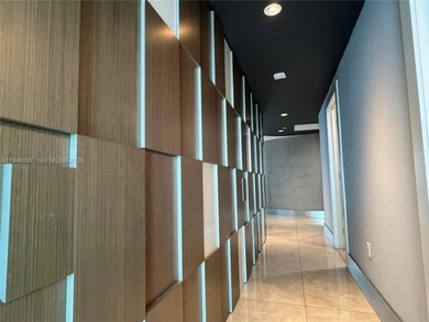 Remodeled corner unit, full of upgraded finishes. Two wraparound