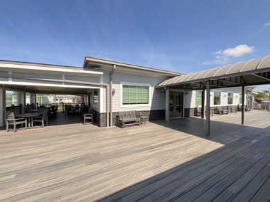 Stunning 3-Bedroom, 2-Bath Home with Lake View in Colony Cove - - photo 49