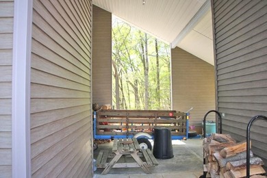 DOCK,LAKE FRONT & AMAZING YR ROUND LAKE VIEWS,* OK,4 BR/4 BA - photo 50