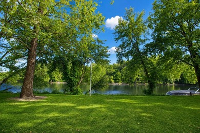 Enjoy stunning Rock River views from this well-maintained - photo 3