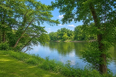 Enjoy stunning Rock River views from this well-maintained - photo 5