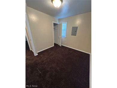 Welcome to this charming bungalow in the heart of Euclid. This - photo 18