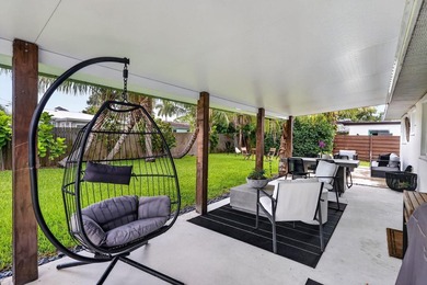 Welcome to this beautifully updated 3-bedroom, 2-bathroom - photo 20
