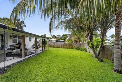 Welcome to this beautifully updated 3-bedroom, 2-bathroom - photo 24