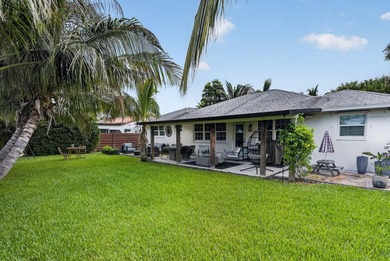 Welcome to this beautifully updated 3-bedroom, 2-bathroom - photo 25