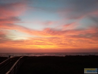 Luxury Beach front home. Unobstructed water views to enjoy the - photo 25