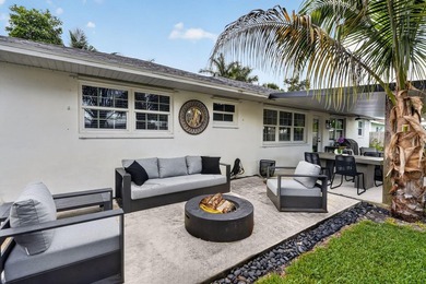 Welcome to this beautifully updated 3-bedroom, 2-bathroom - photo 27