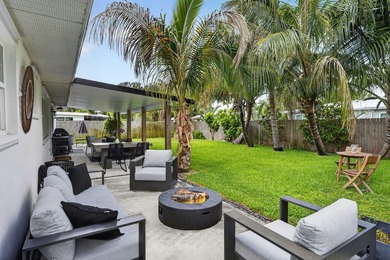Welcome to this beautifully updated 3-bedroom, 2-bathroom - photo 28