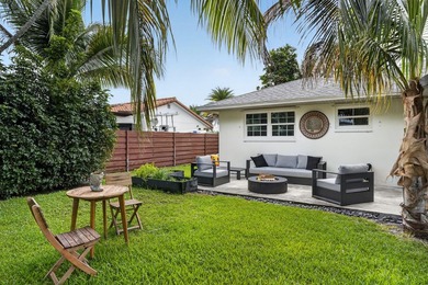 Welcome to this beautifully updated 3-bedroom, 2-bathroom - photo 30