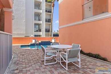 Luxury Beach front home. Unobstructed water views to enjoy the - photo 49