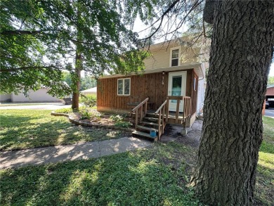 Lake Home Sale Pending in Worthington, Minnesota