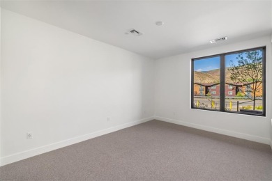 Lake Condo For Sale in Avon, Colorado