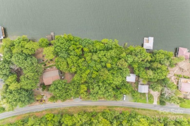 Lake Tillery Lot For Sale in Norwood North Carolina