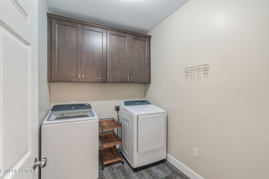 Hello to easy peaceful living in a desirable location with 2.2 - photo 27