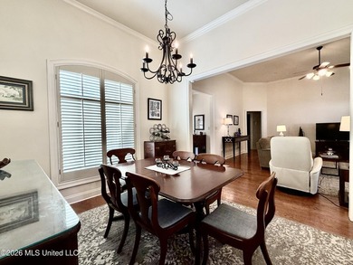 Gorgeous, pristine, and move-in ready! 4 Bed, 2 1/2 bath in - photo 30