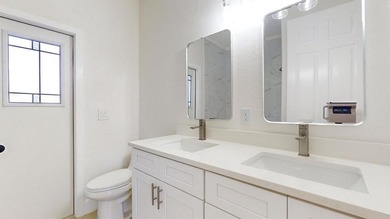 SELLER FINANCING OR LEASE OPTION AVAILABLE! Stunning Lakeview - photo 37