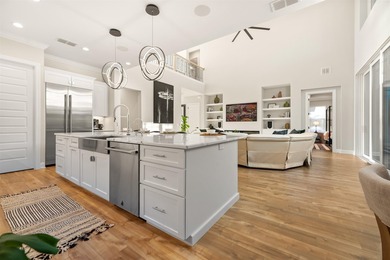 Nestled in a small, private waterfront community on canal - photo 39
