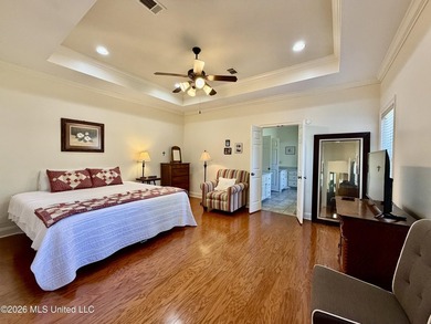 Gorgeous, pristine, and move-in ready! 4 Bed, 2 1/2 bath in - photo 41