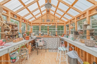 Hello to easy peaceful living in a desirable location with 2.2 - photo 46