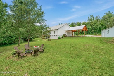 Hello to easy peaceful living in a desirable location with 2.2 - photo 50