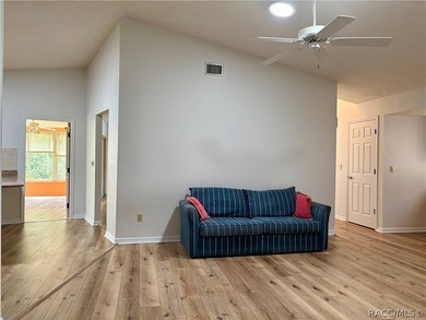 Beautiful, large move in ready home. 3 bedroom 2 bathroom - photo 13