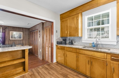 Welcome to Wagener Terrace, one of Charleston's most desirable - photo 17