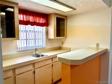 Beautiful, large move in ready home. 3 bedroom 2 bathroom - photo 18