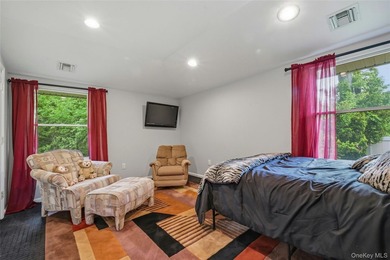 This is the home you've been waiting for! Flooded with natural - photo 28