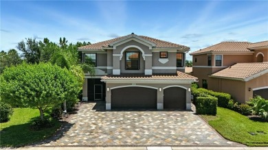 Lake Home For Sale in Fort Myers, Florida