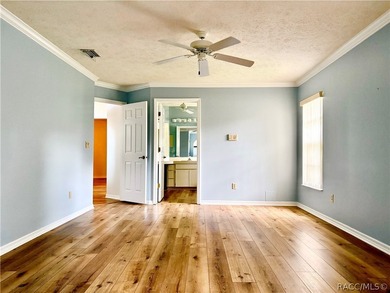 Beautiful, large move in ready home. 3 bedroom 2 bathroom - photo 35