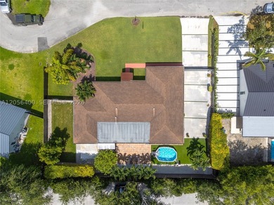 Discover the perfect blend of luxury, privacy, and convenience - photo 45