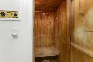Enjoy staying in Newport's most premier luxury high-rise! - photo 15
