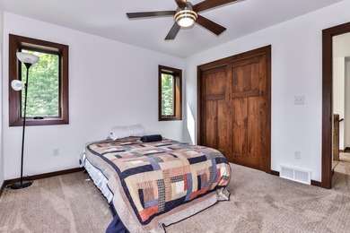 Beautiful, maintenance free, home with a huge garage! This home - photo 18