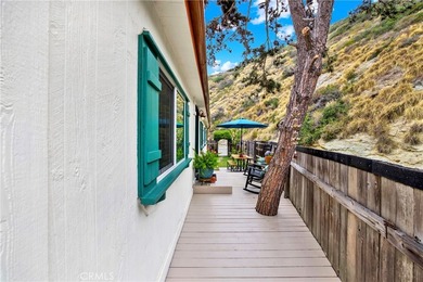 This beautiful 3 bedroom 3 bath beach cottage is complete with - photo 30