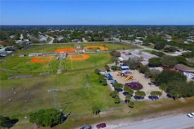 The Heart of Old Florida Awaits in this 3 BD/1 BA/1GA! Step back - photo 33