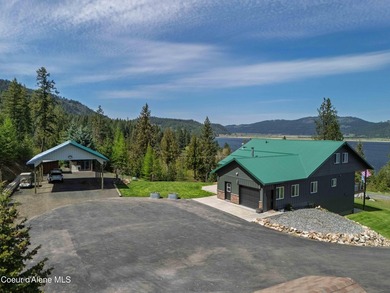 PRICE REDUCED! Perched Atop 16+ Private Acres, this Stunning - photo 2