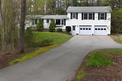 A rare Wells opportunity: this 3-bed, 2-bath ranch sits on 2.25 - photo 2