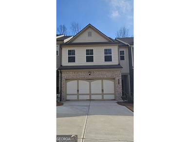 Lake Lanier Townhome/Townhouse For Sale in Flowery Branch Georgia